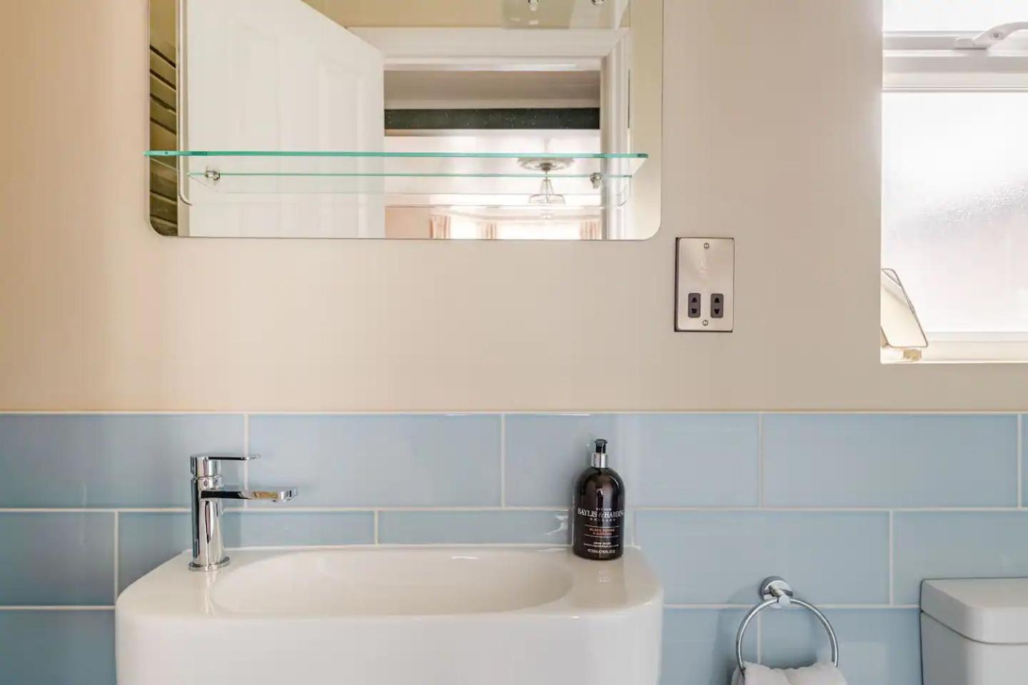 Deco Studio: King Bed, Kitchenette, Stylish & Comfortable Okręg wyborczy Hove Zewnętrze zdjęcie